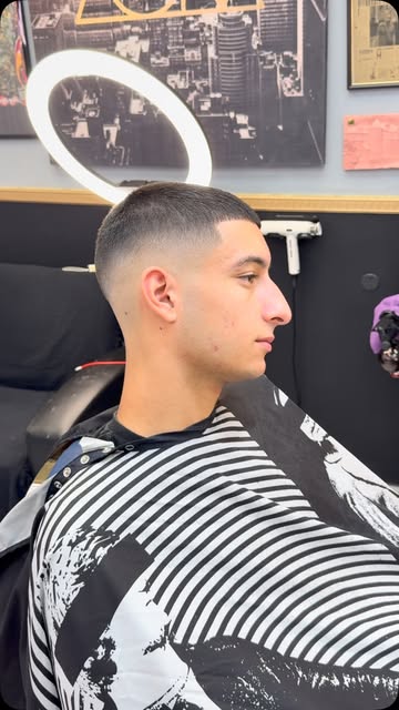 Fresh side-profile fade in the Seven17 shop